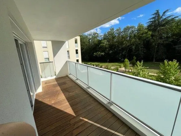 Appartement 4 pièces 80 m²