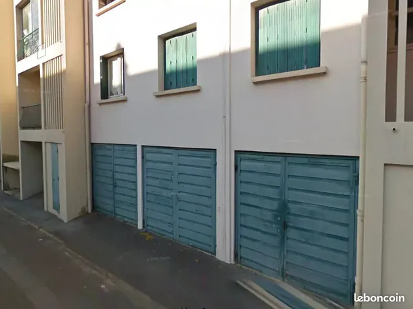 Garage 13,5 m² - ANGLET MONTBRUN