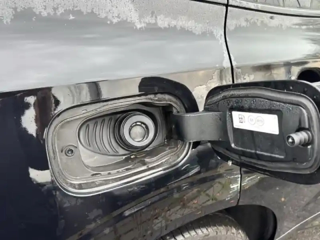 Volvo Xc60 t6 awd hybride rechargeable 253 ch+145 ch geartronic 8 — photo 9