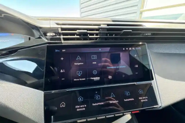 Peugeot 308 sw puretech 130ch s&amp;s eat8 — photo 14