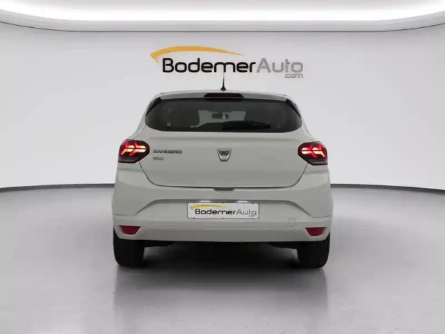 Dacia Sandero sce 65 — photo 71