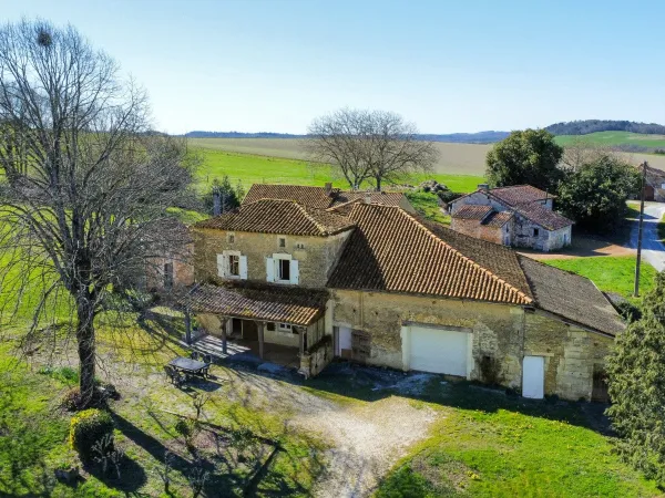 Propriété de caractère au calme, sur près de 2 hectares clos