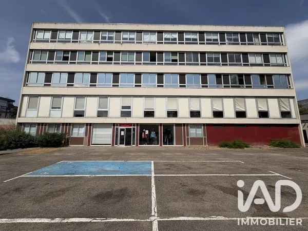 Immeuble 1368 m²