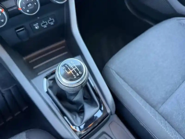 Renault Clio tce 90 — photo 12
