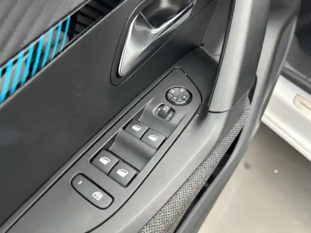 Peugeot 2008 puretech 130 s&amp;s eat8 — photo 18