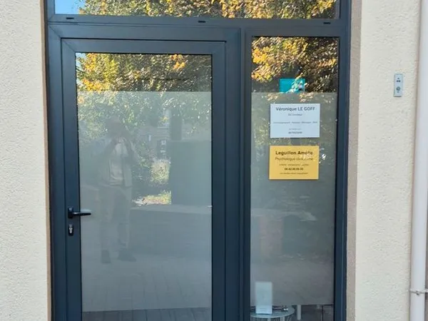 Pièce 17m2 dans cabinet paramédical