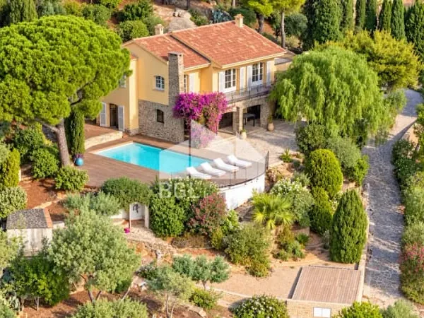 Maison 7 pièces 160 m²