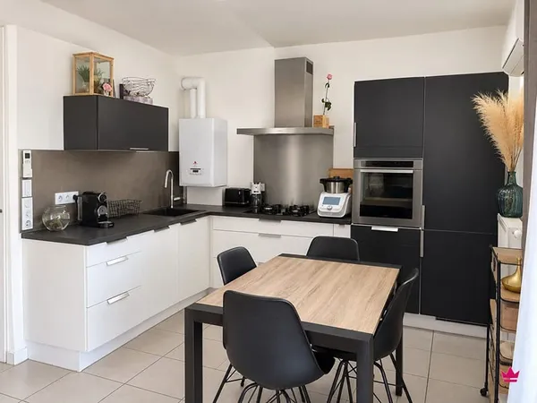 T3 avec jardin de 103 m² et parking PMR possible !
