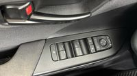 Toyota C-Hr 2.0 Hybride 200ch Design NG23 — photo 30