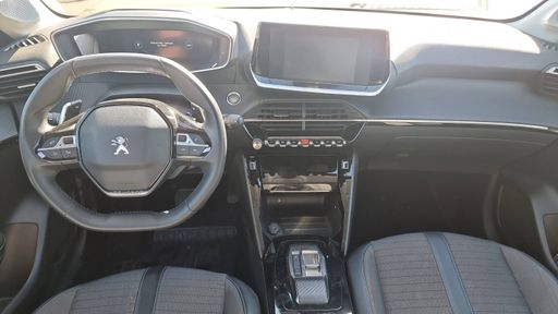 Peugeot 208 1.2 PureTech 130 EAT8 - Allure Pack – 2022 – 43767 km – Essence – Boîte Automatique — photo 26