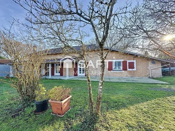 NAROSSE - Maison de 159 m² avec garage et jardin - Viager occupé