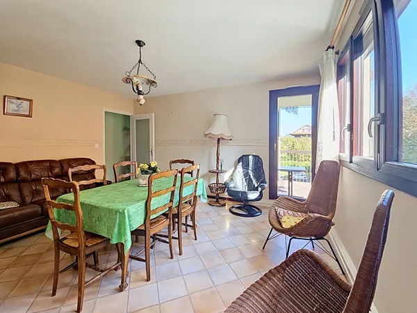 Appartement 3 pièces 64.57 m² au calme avec balcon, garage et cave AIX-LES-BAINS secteur Grand Port
