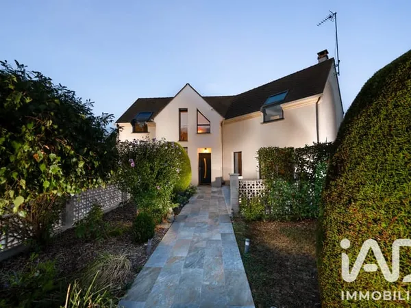 Maison 7 pièces 194 m²