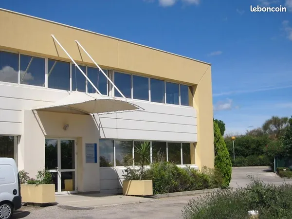 Bureaux 99 m² proximité Golf Mtp Massane (Baillargues)