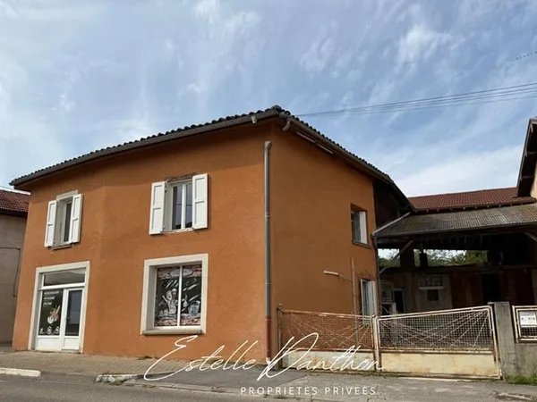 Maison avec appartement et grande dépendance aménageable