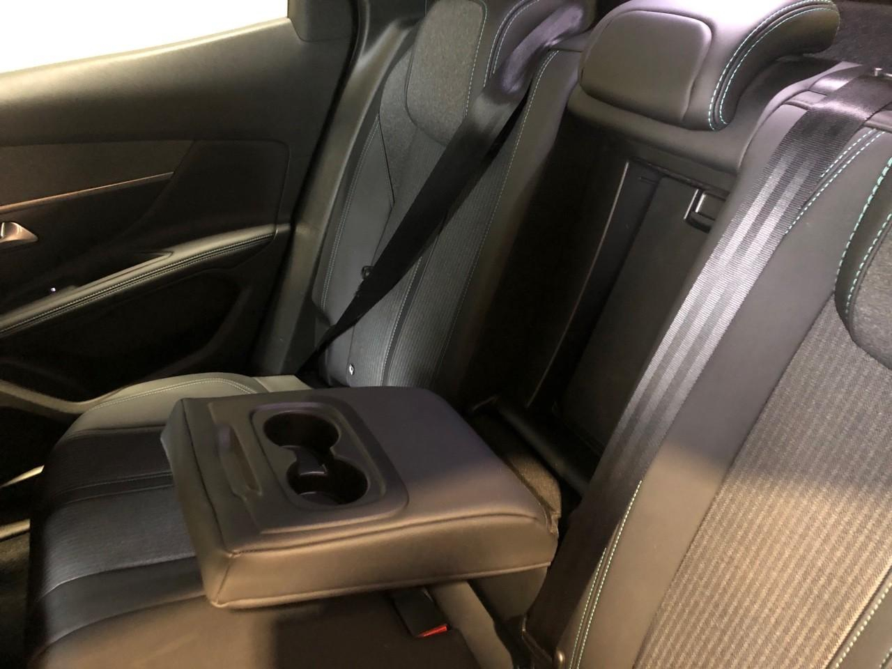 Peugeot 3008 bluehdi 130ch s&s eat8 allure pack — photo 24