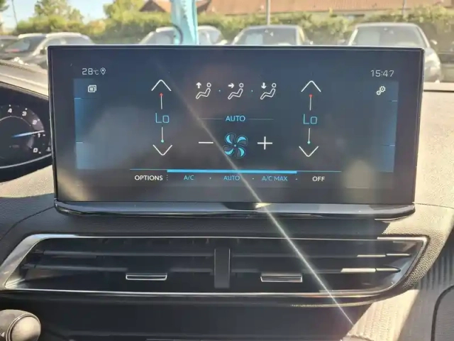 Peugeot 3008 puretech 130ch s&amp;s bvm6 — photo 26