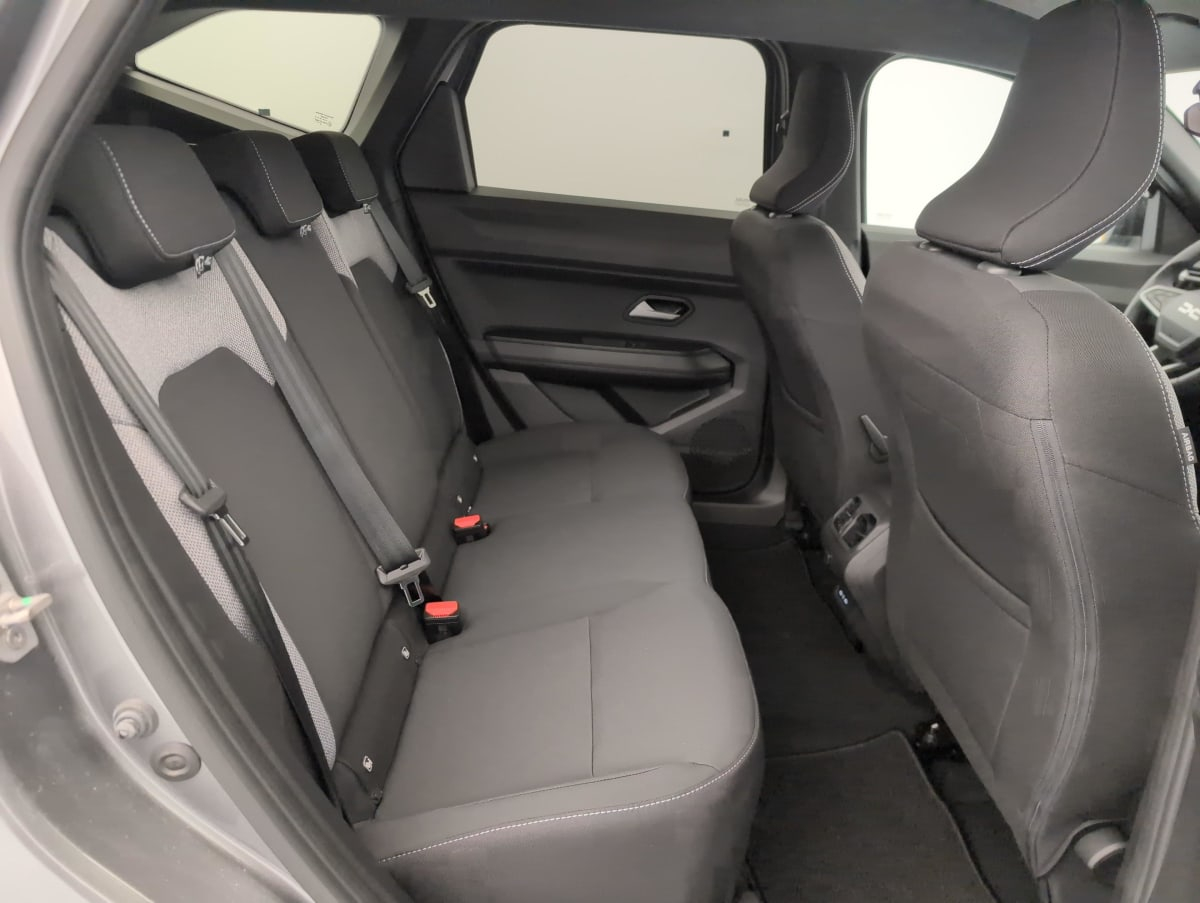 Dacia Bigster — photo 10