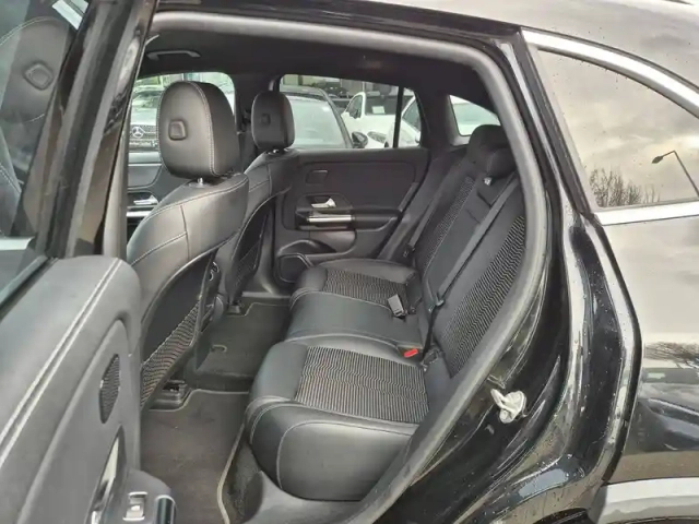 Mercedes Eqa 250 — photo 10