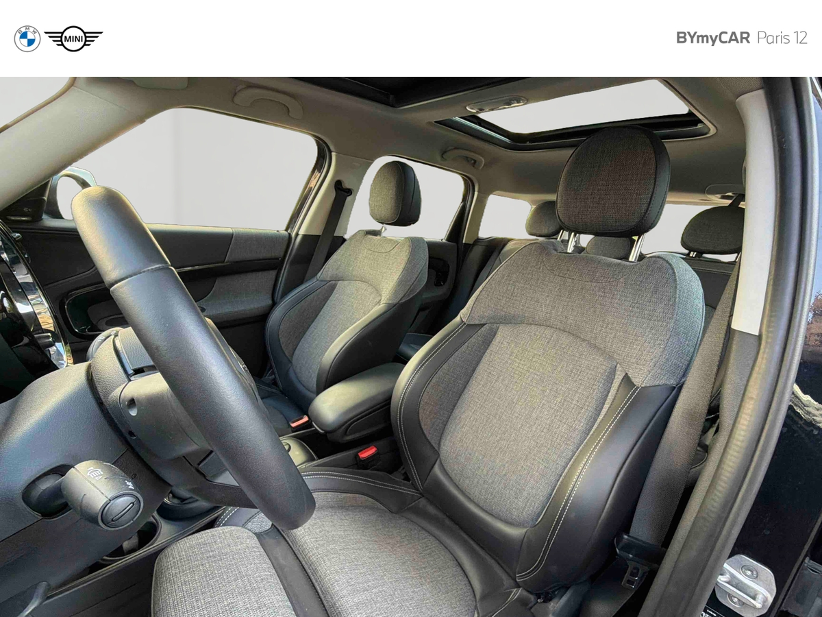 Mini Countryman 125 - 95 ch ALL4 BVA6 — photo 11