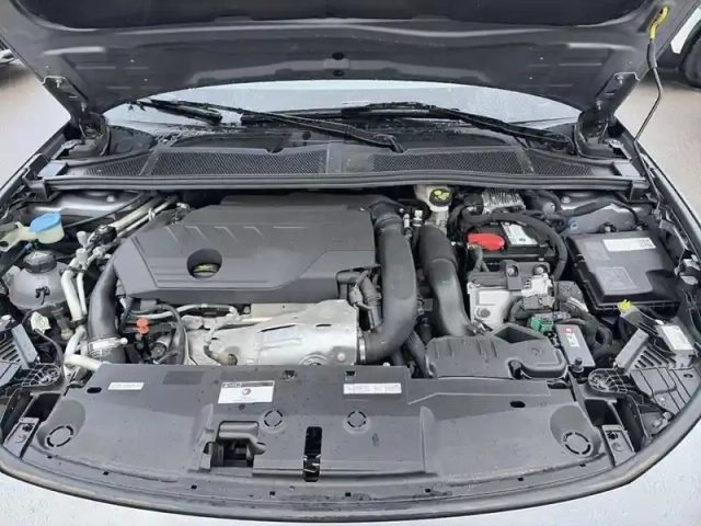 Peugeot 308 sw phev 180 e-eat8 allure pack — photo 7