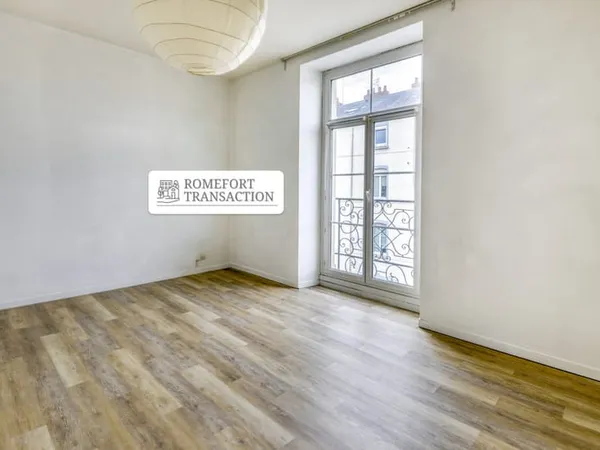 Nantes - CHU REPUBLIQUE - Appartement à rénover 2 chambres +