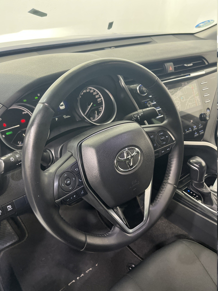 Toyota Camry — photo 46
