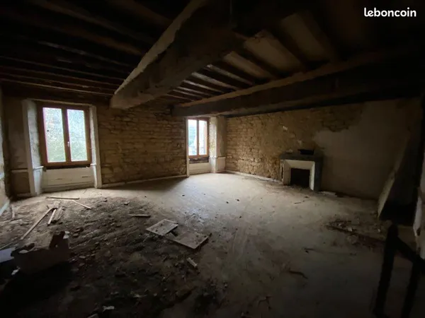 Immeuble 3 pièces 180 m²