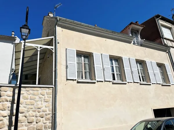 Maison à vendre à Carrières-Sur-Seine
