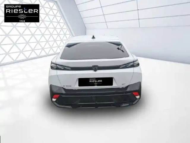 Peugeot 408 electrique 58 kwh 210ch — photo 29