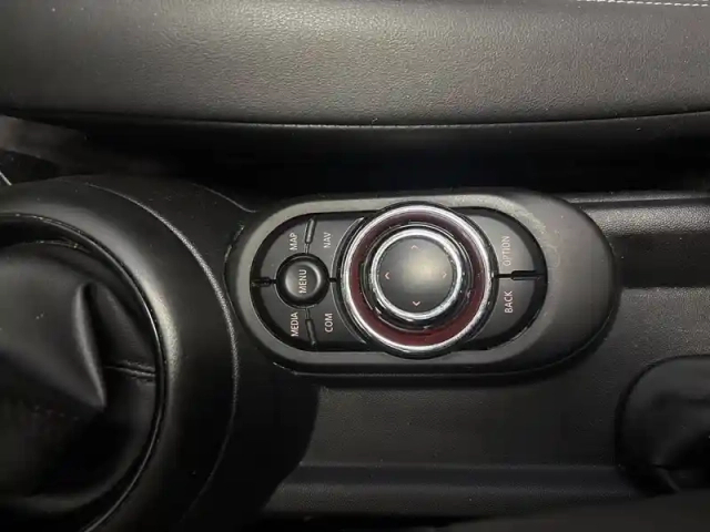 Mini Mini hatch 3 portes cooper 136 ch — photo 85