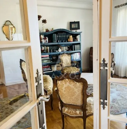 Appartement 5 pièces 141 m²