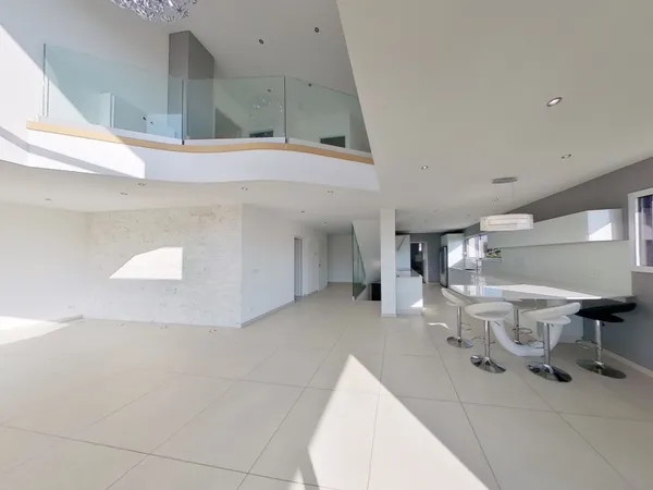 Maison 8 pièces 187 m²