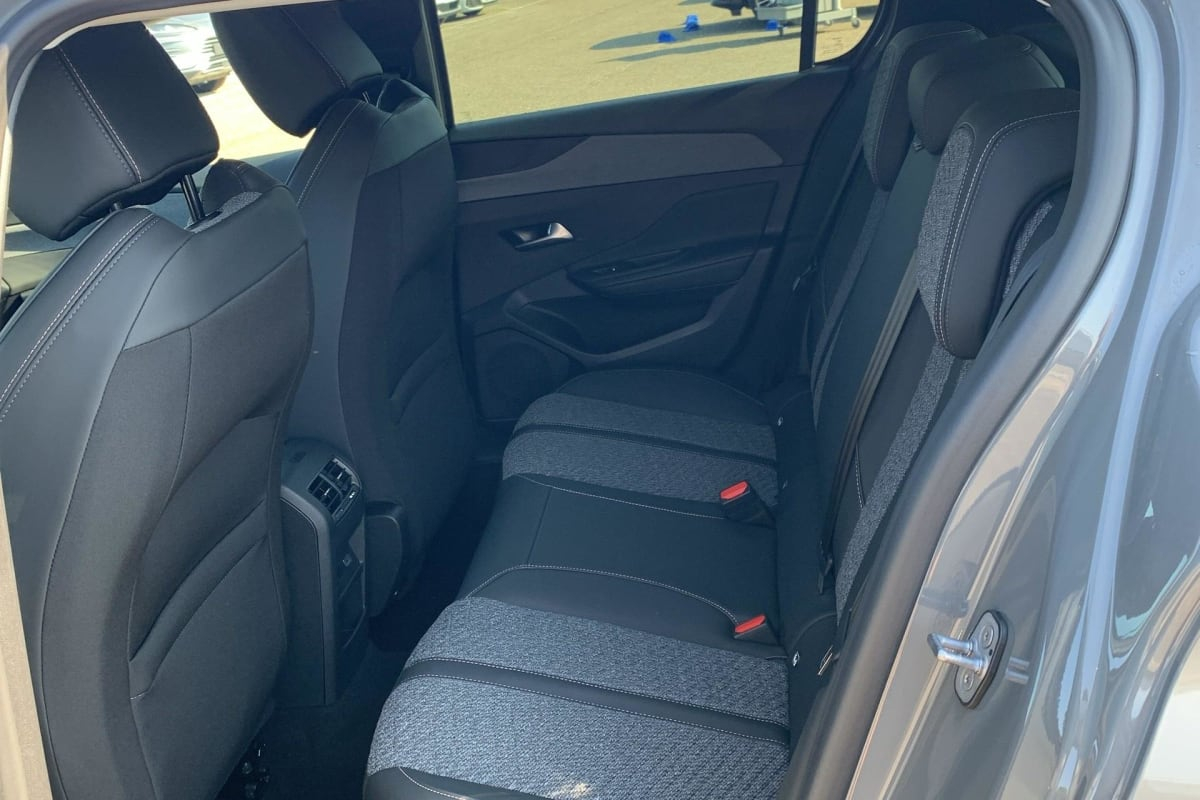 Peugeot 308 — photo 10