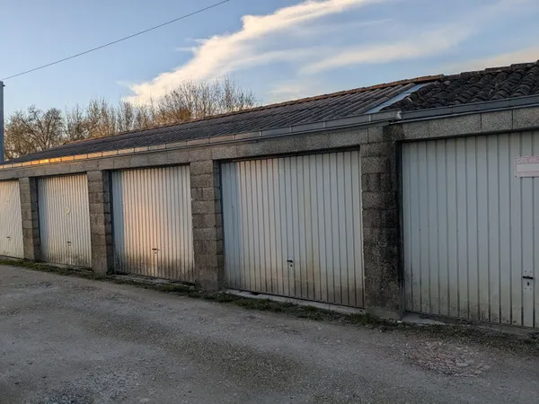 Parking 63 m²