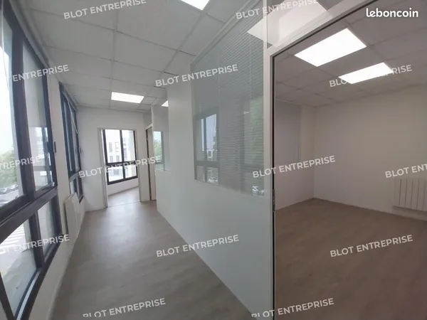Bureaux 89 m²