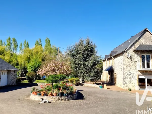 Maison 7 pièces 204 m²