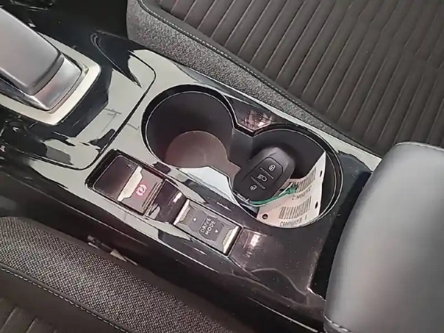 Peugeot 208 electrique 50 kwh 136ch — photo 48