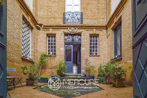 Hôtel particulier 15 pièces 733 m²