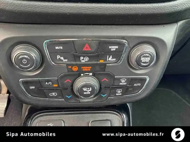 Jeep Compass 1.6 i multijet ii 120 ch bvm6 — photo 16
