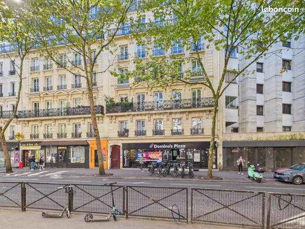 Bureau 102 m²