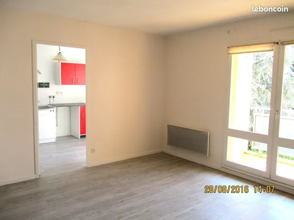 F2 50m²avec parking + balcon, proche fac de Lettres et centre chirurgicale Emile Gallé