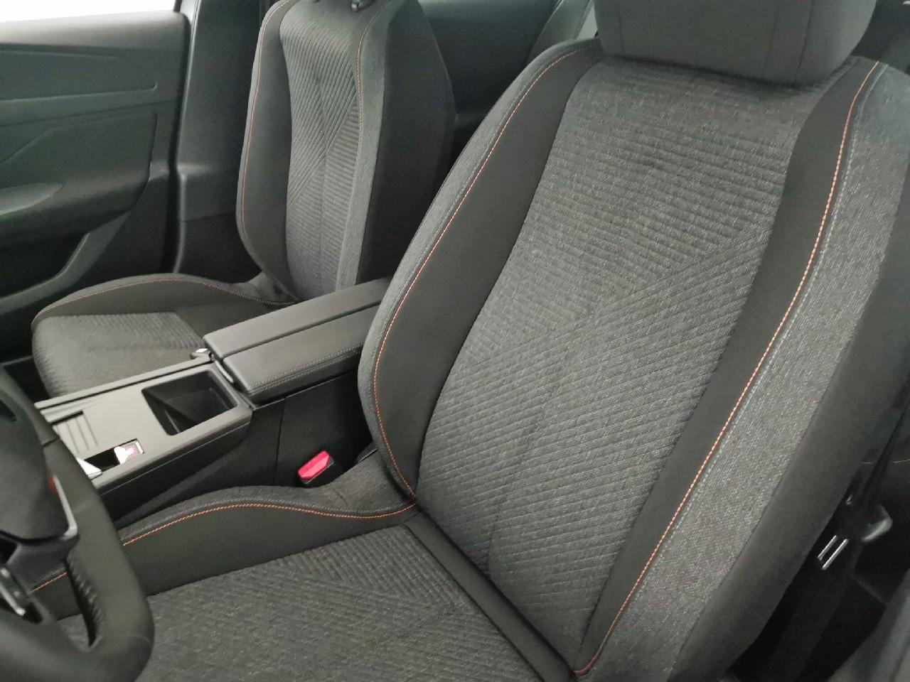 Peugeot 308 hybrid 145 e-dcs6 style — photo 10