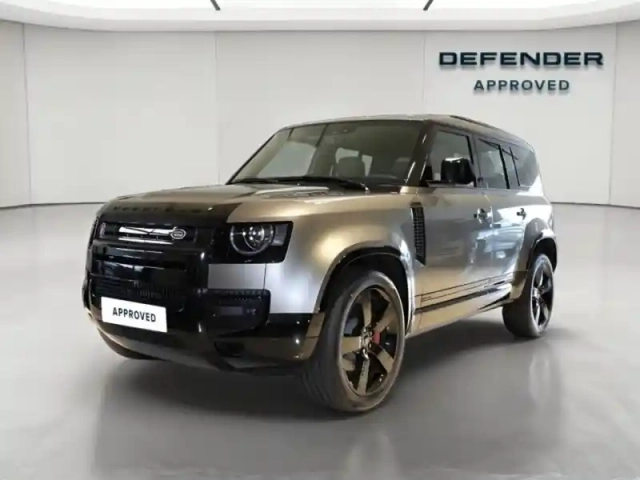 Land Rover Defender 110 2.0 p300e phev x — photo 20