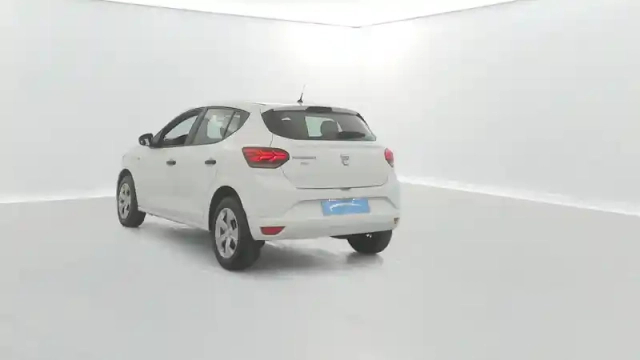Dacia Sandero eco-g 100 - 22 — photo 12