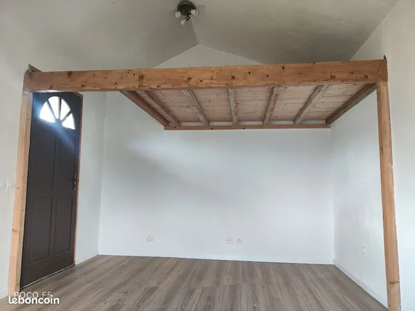 Chalet + kiosque et terrasse sur 575m2 terrain