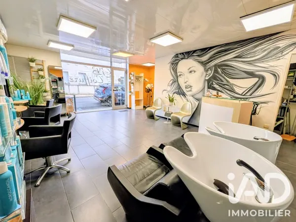 Local commercial 1 pièce 37 m²