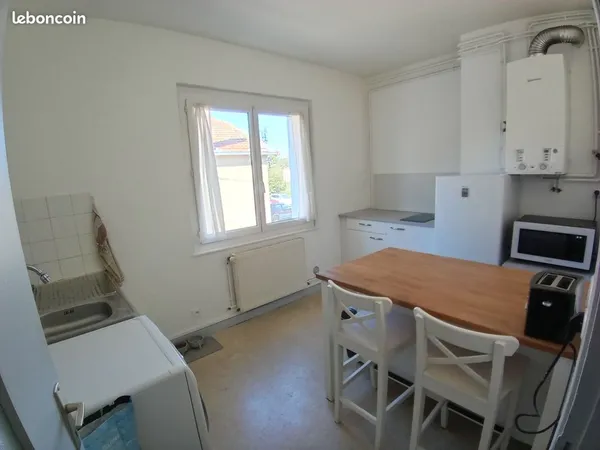 Appartement de type 3, 1 RUE FELIX JULHIARD 63500 ISSOIRE
