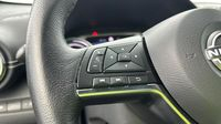 Nissan Juke 1.6 Hybrid 143ch N-Connecta 2023.5 — photo 18