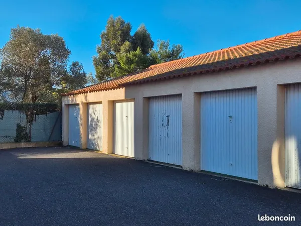 Port Canet Plage Garage Individuel 13m2 avec mezzanine